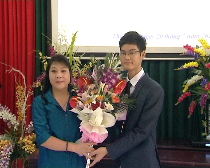 Thái Bình tuyên dương học sinh đạt Huy chương Vàng Olympic Toán Quốc tế lần thứ 56