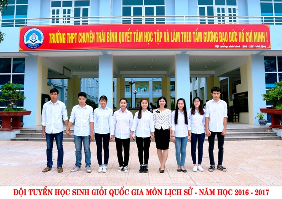 Hình ảnh các đội tuyển HSG quốc gia lớp 12 của THPT Chuyên Thái Bình